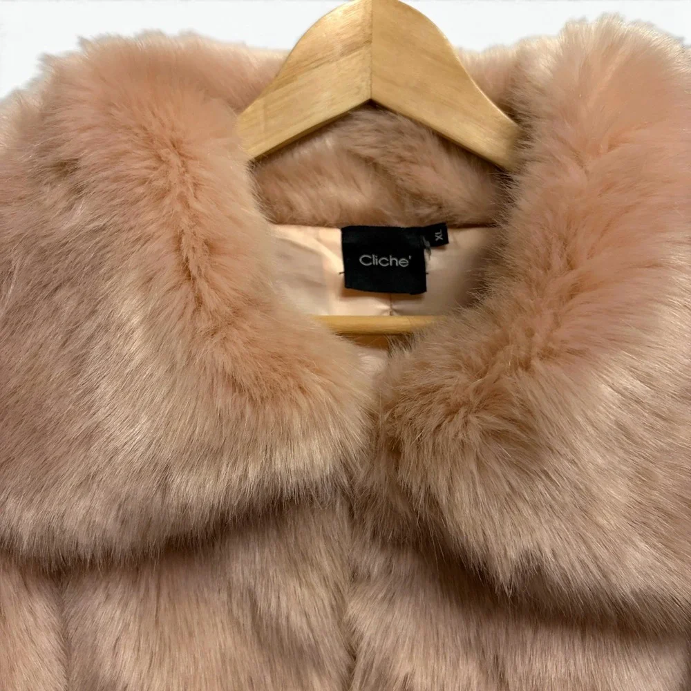 Cliche Pink Faux Fur Coat Coquette Glam Barbiecore XL Blush Winter Ski Bunny